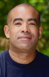 Джоно Оливер